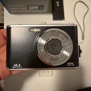 YOODEE DC306 4K Digital Camera – 48MP – Like New – Full Kit